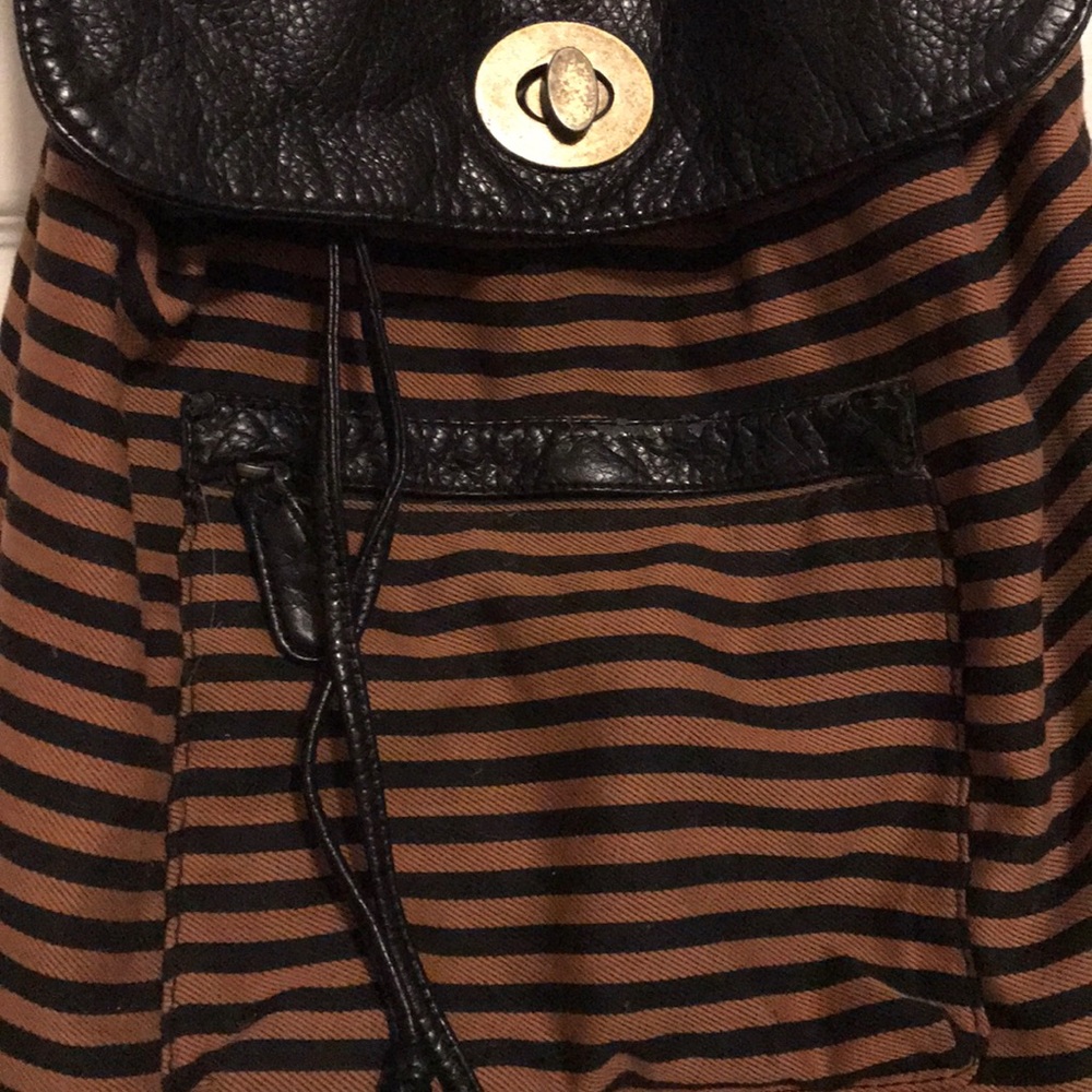Cloth backpack - Picture 2 of 4